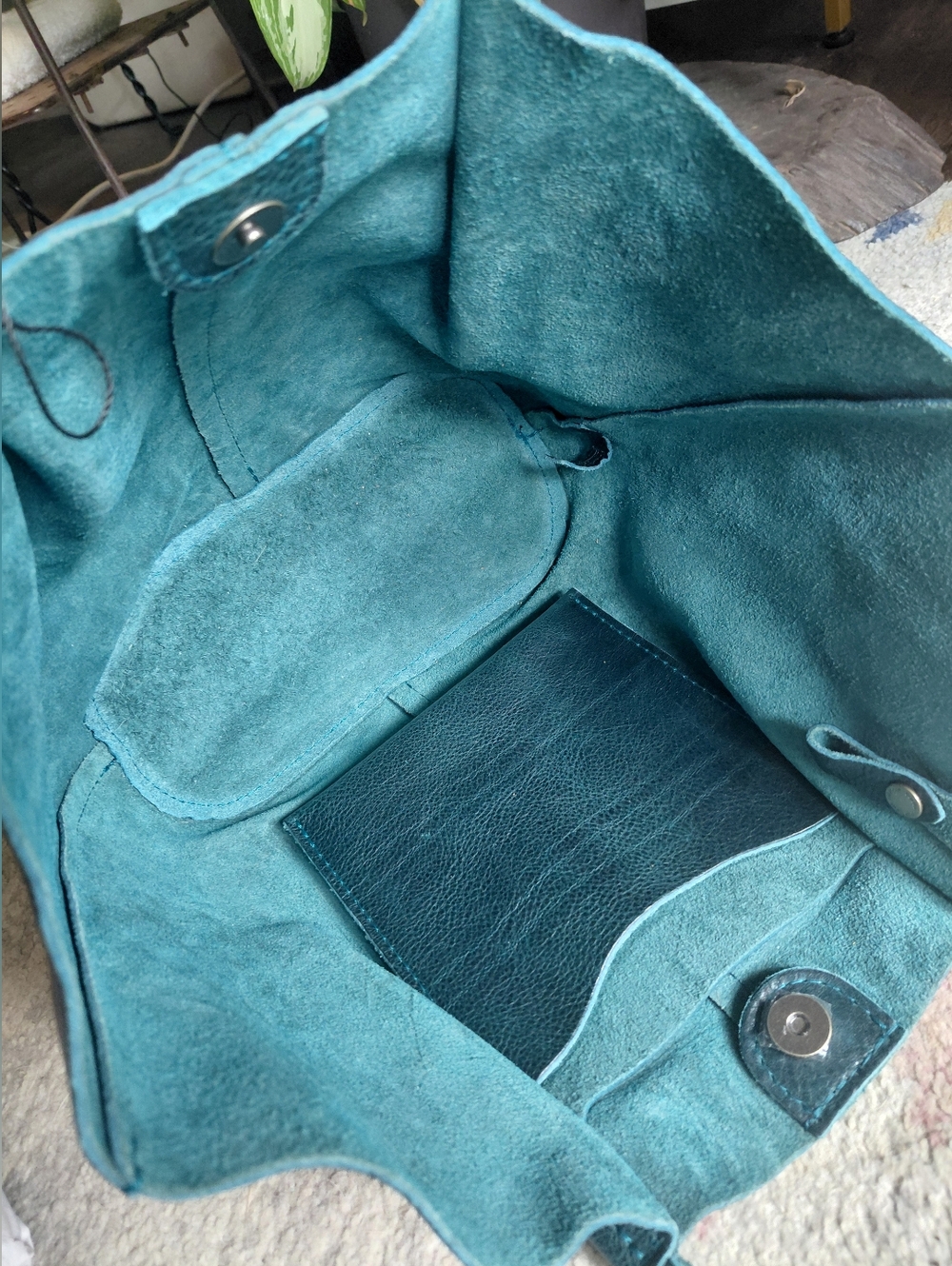 Portland Leather Lagoon Large Devan Premium NWT - Picture 3 of 4